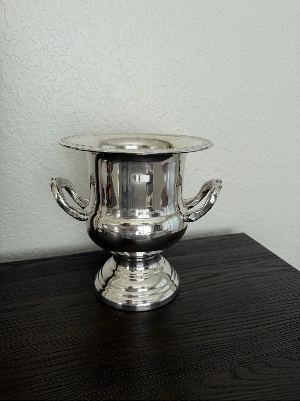 Vintage Sheridan Silverplate Trophy Style Champagne Wine Chiller Ice Bucket